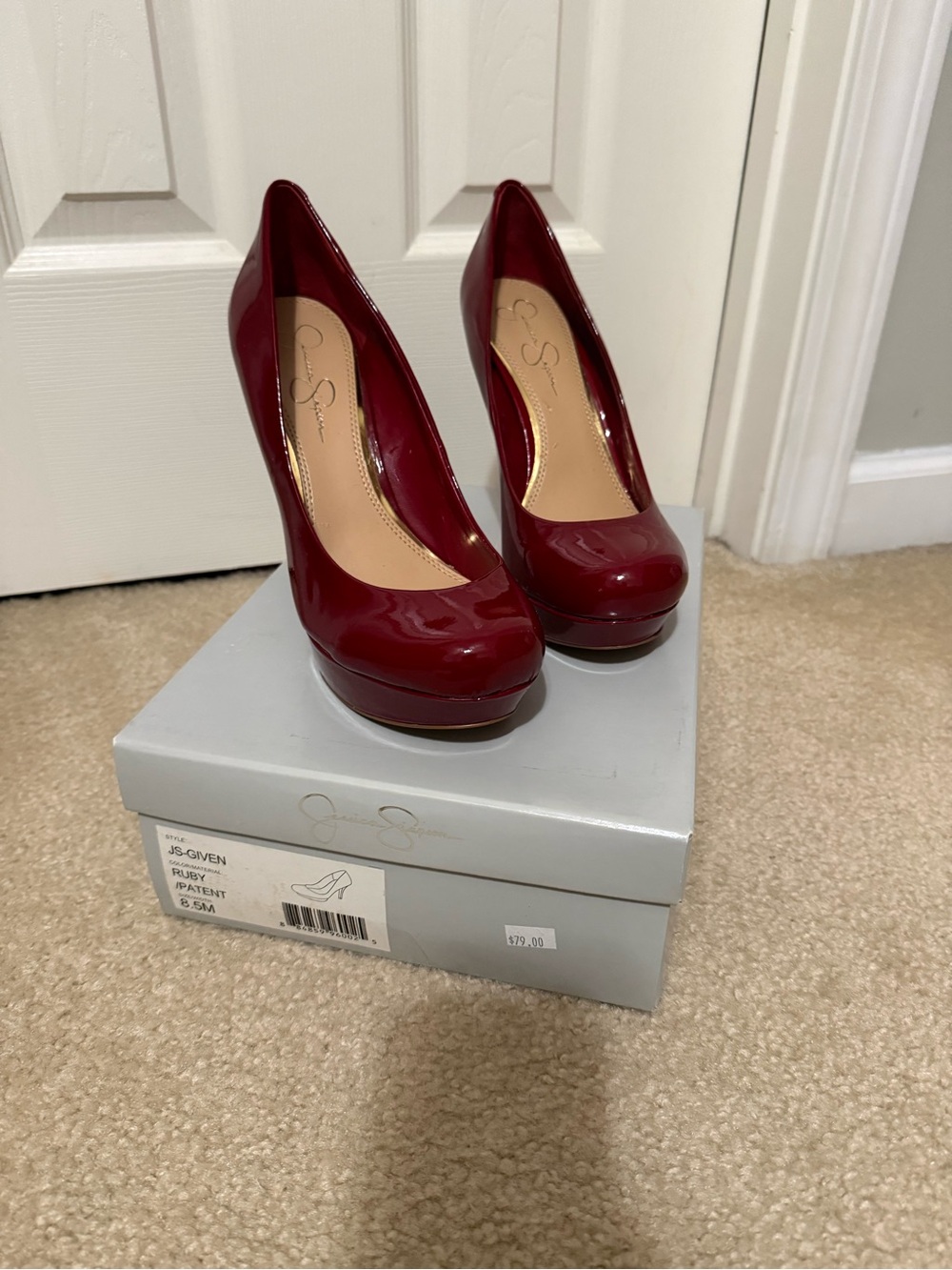 Jessica Simpson Ruby Red Patent Platform Pumps